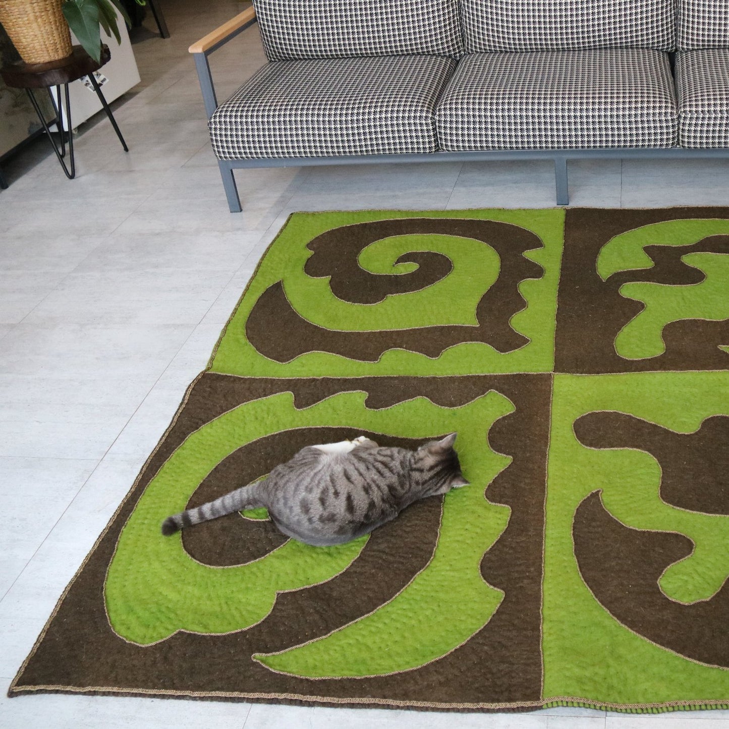 Art work. Applique carpet 200*200