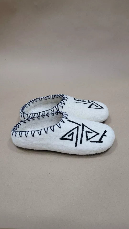 Slippers